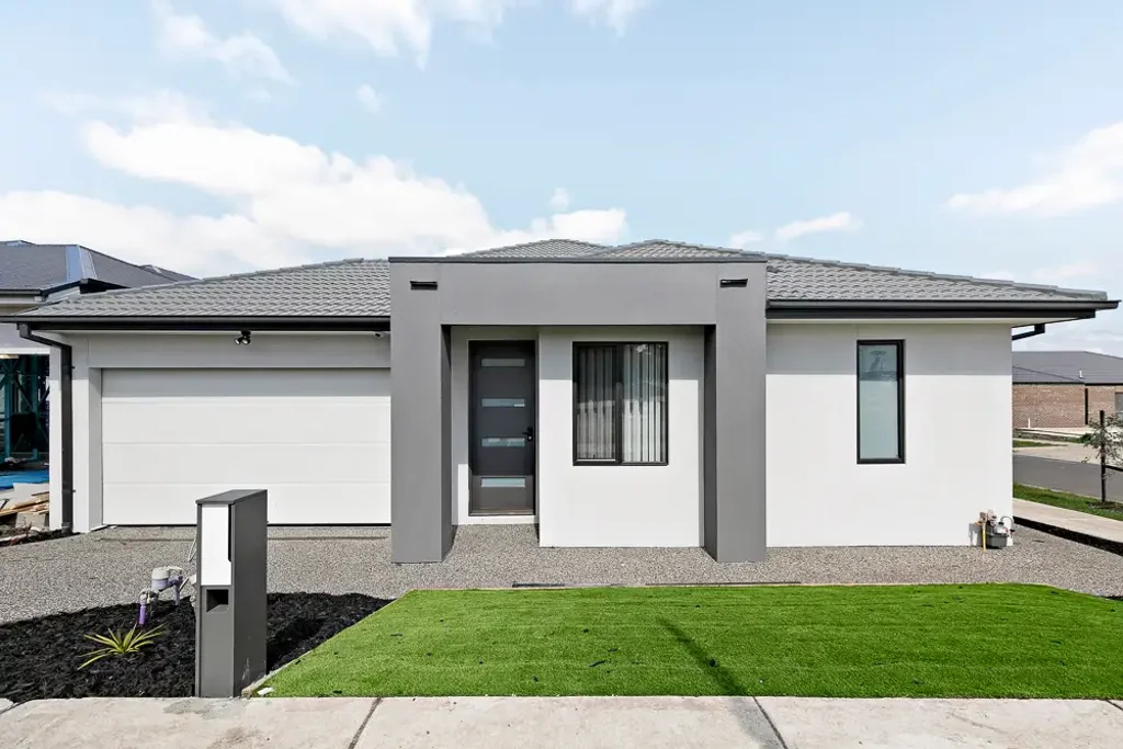 Wollert 4 Bedroom CONTEMPORARY FAMILY HAVEN IN PRIME LOCATION!