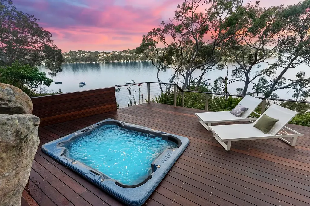 Gymea Bay 5ਬੈੱਡਰੂਮ RARE WATERFRONT SANCTUARY WITH BREATHTAKING VIEWS