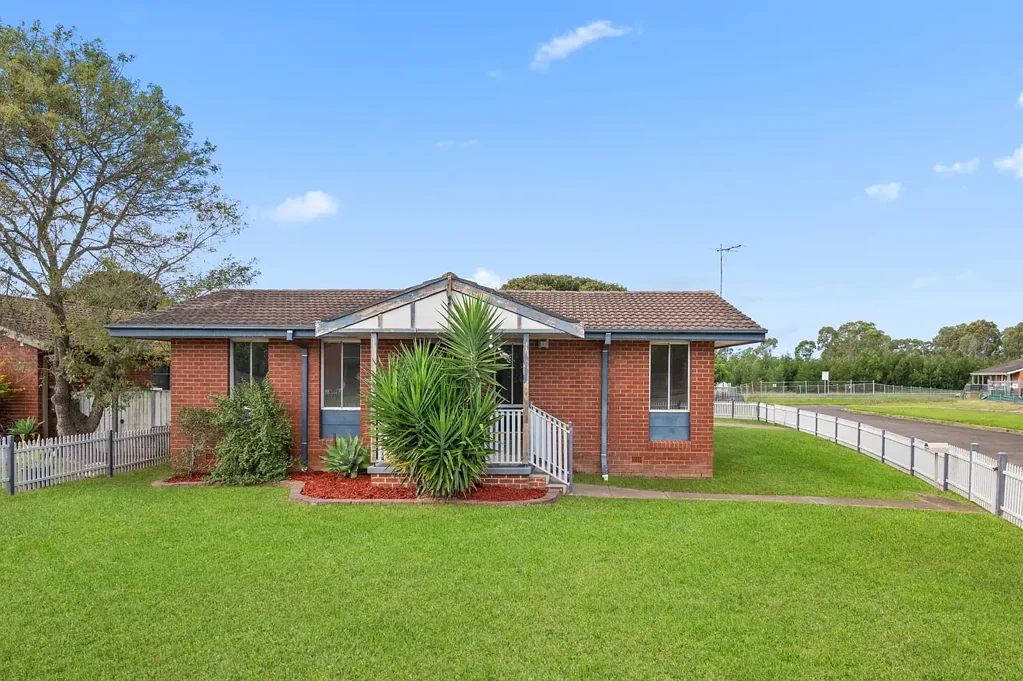 2 Foxlow Place, Airds, NSW 2560