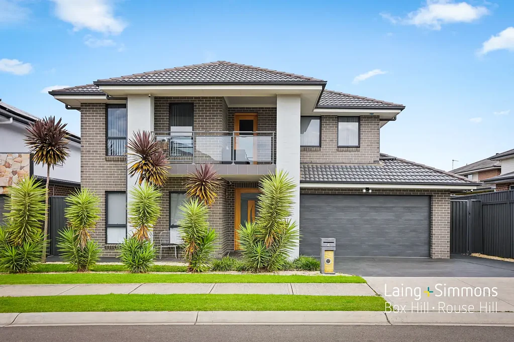Marsden Park 5 Bedroom East Facing Family Home with Pool on 470sqm!
