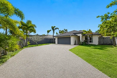 Varsity Lakes 3房  Spacious Family Living on 731m² Block in Varsity Lakes!!
