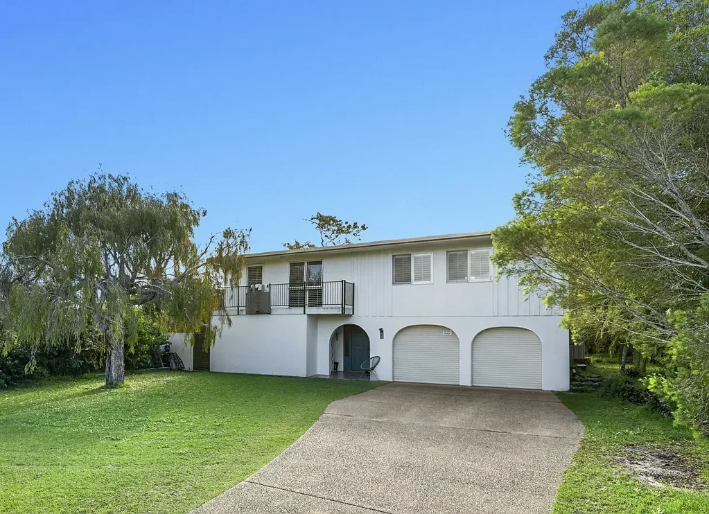Kingscliff 3房  Beachside Family Living with Exceptional R3 Development Potential