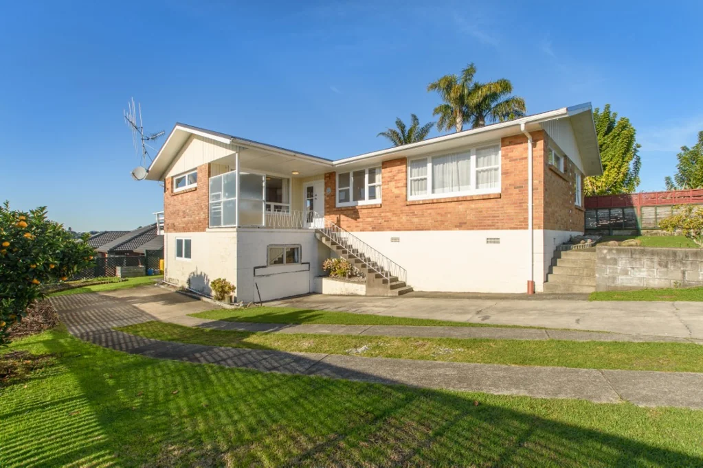 Te Puke 3房  Solid Brick Beauty