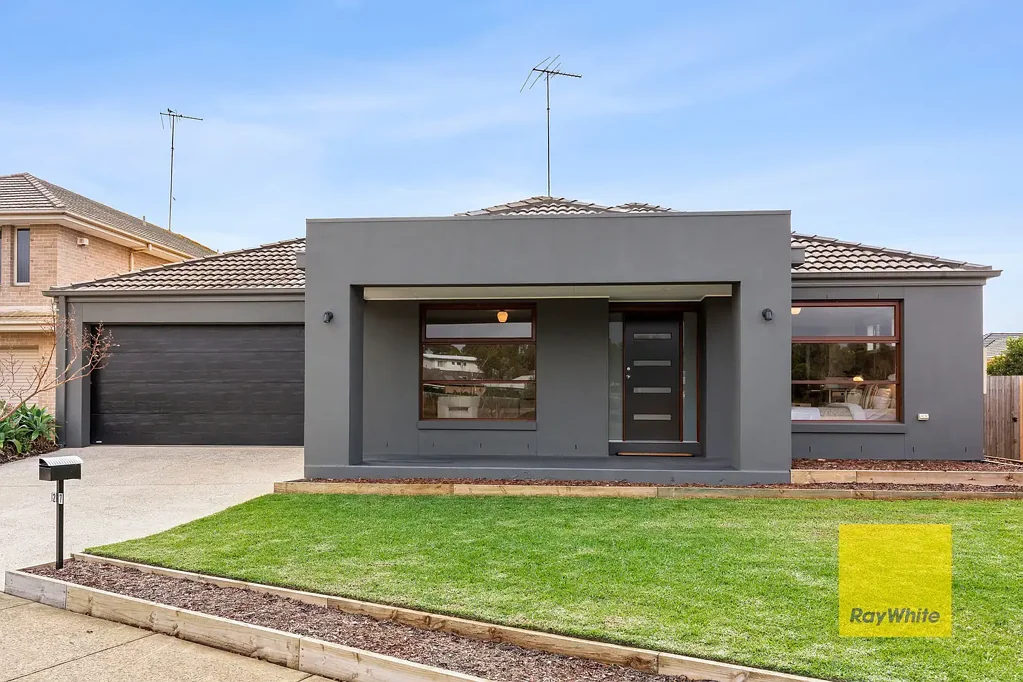 27 Senior Court, Highton, VIC 3216