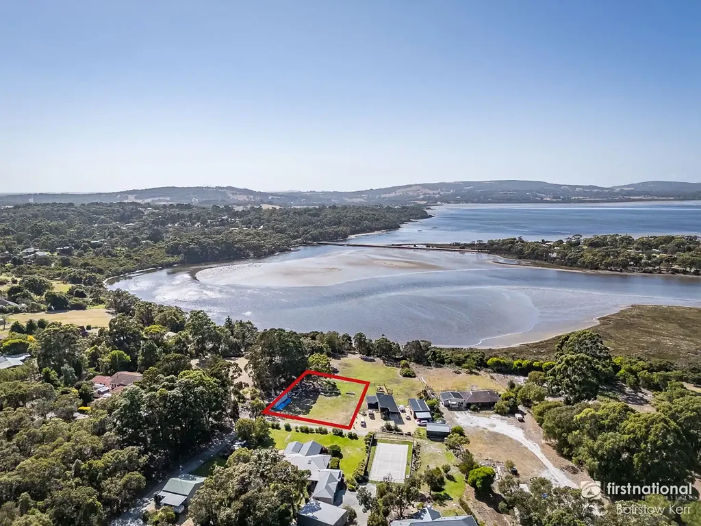 Lower King  Rare 2,058m² Lifestyle Parcel in Sought-After Waterside Setting