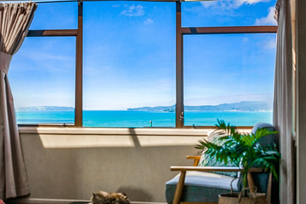 Algies Bay 4Moenga Selling Below CV!