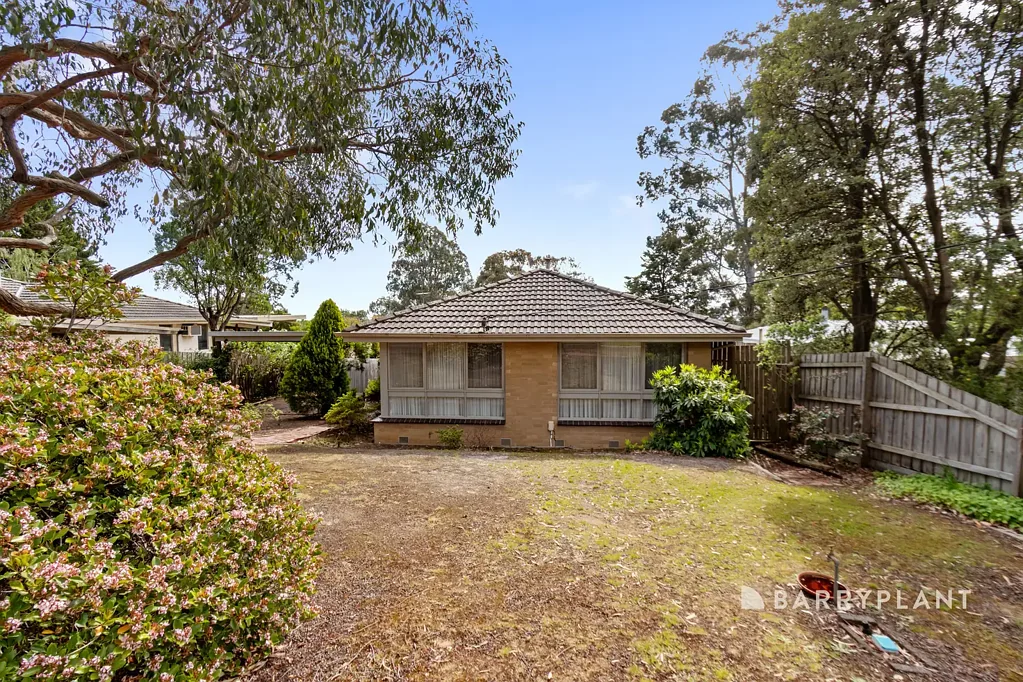 17 Joan Avenue, Ferntree Gully, VIC 3156