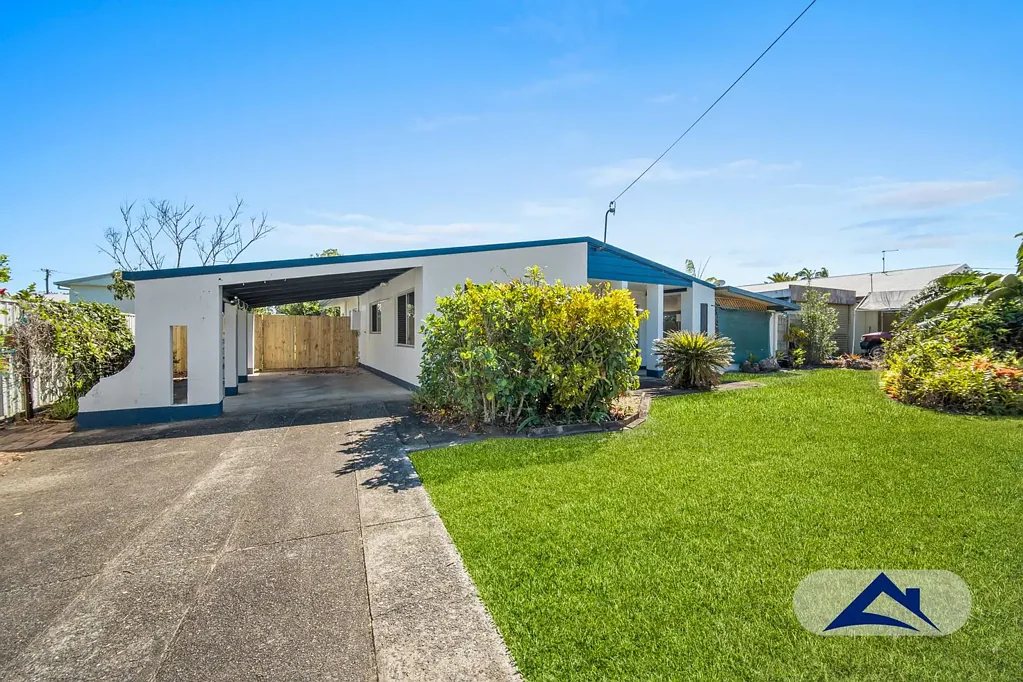 Yorkeys Knob 3બેડરૂમ SEA BREEZE CHANGE AT ONE OF THE MOST DESIRABLE NORTHERN BEACHES