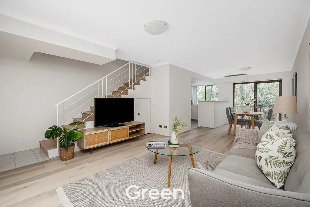 Marsfield 2 Bedroom A Private Townhouse with Light, Space and Convenience