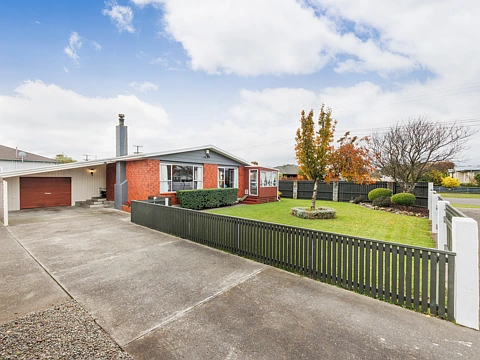 Feilding 3房  SAY YES TO THIS - LOCATION & LOW MAINTENANCE!