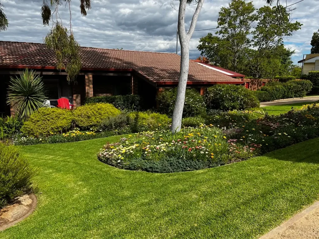 41-43 Lorking Street, Parkes, NSW 2870