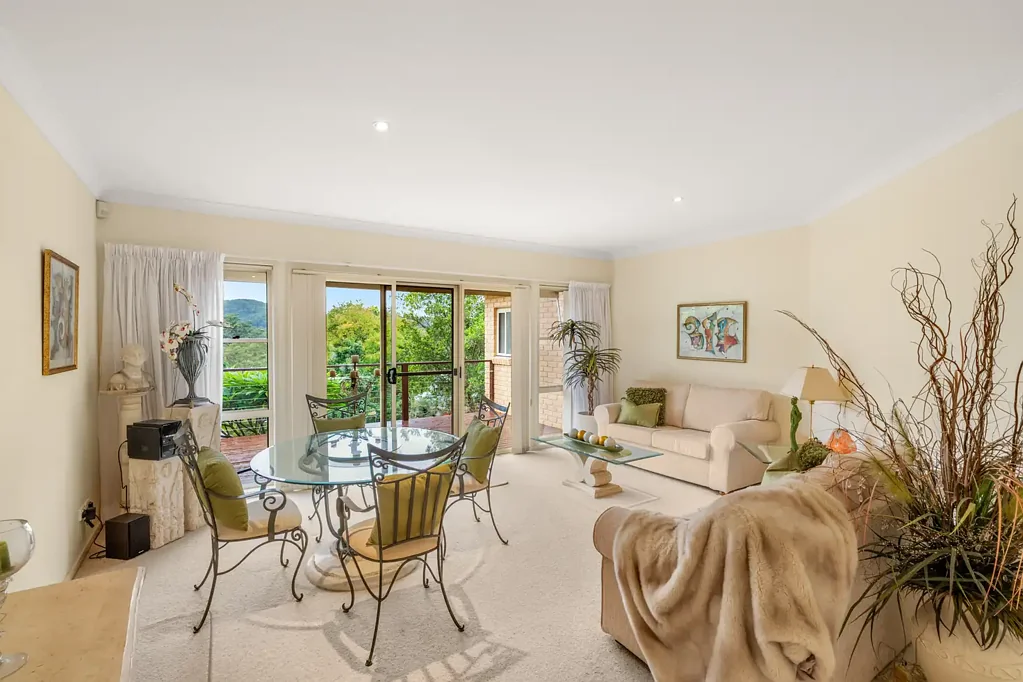 Narara 5غرفة نوم Spacious Family Living with Valley Views & Beautiful Garden Surrounds