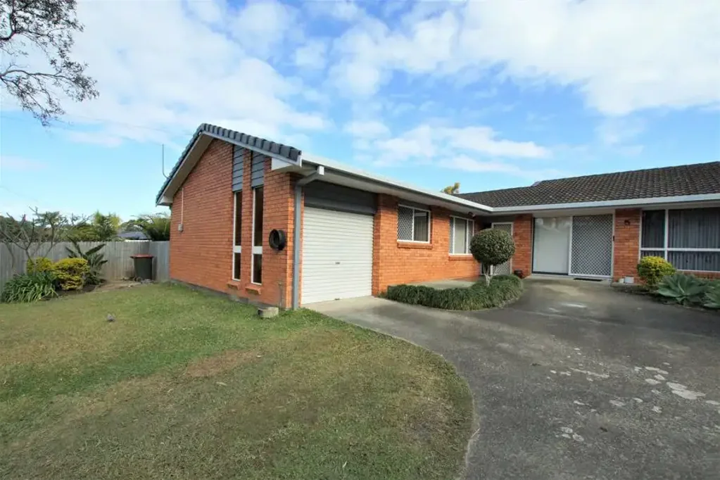 TWO BEDROOM VILLA IN GREAT LOCATION