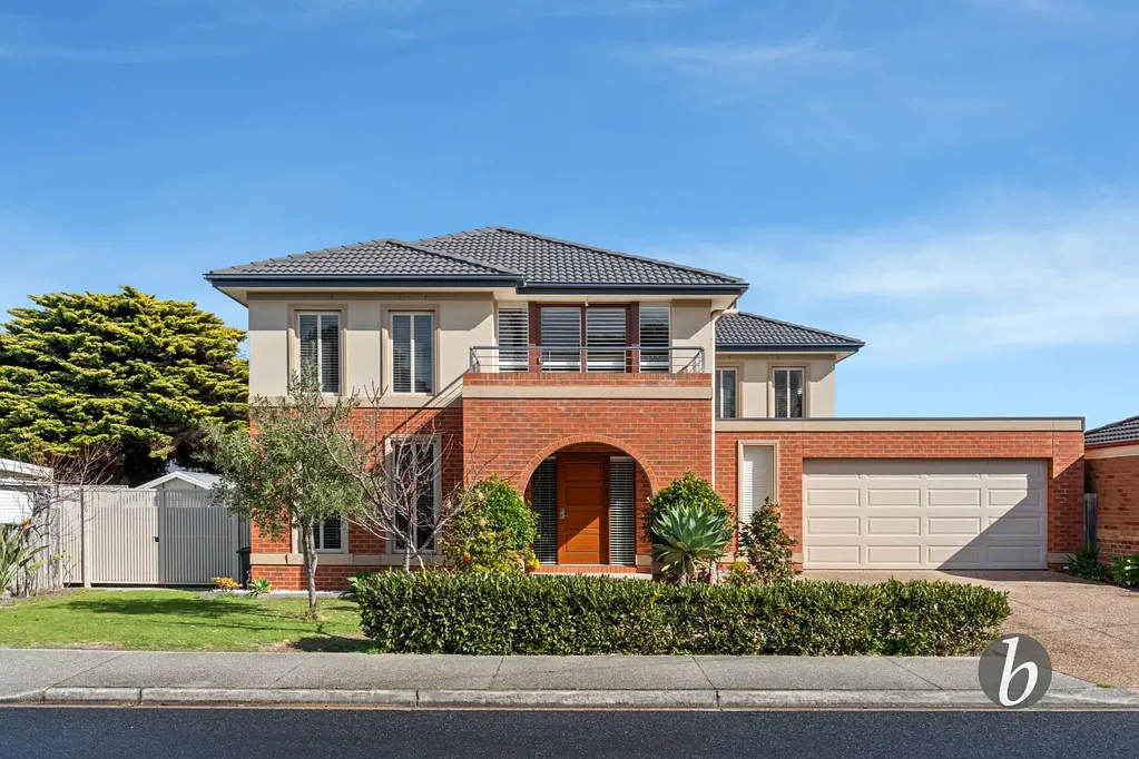 8 Kangerong Avenue, Dromana, VIC 3936