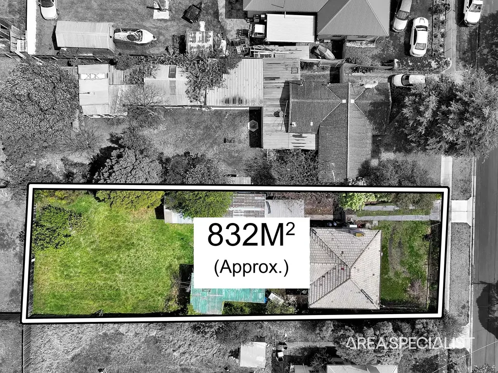 Norlane 2房  Exceptional Development Opportunity on 832sqm (Plans Permit Approved x4 Units)
