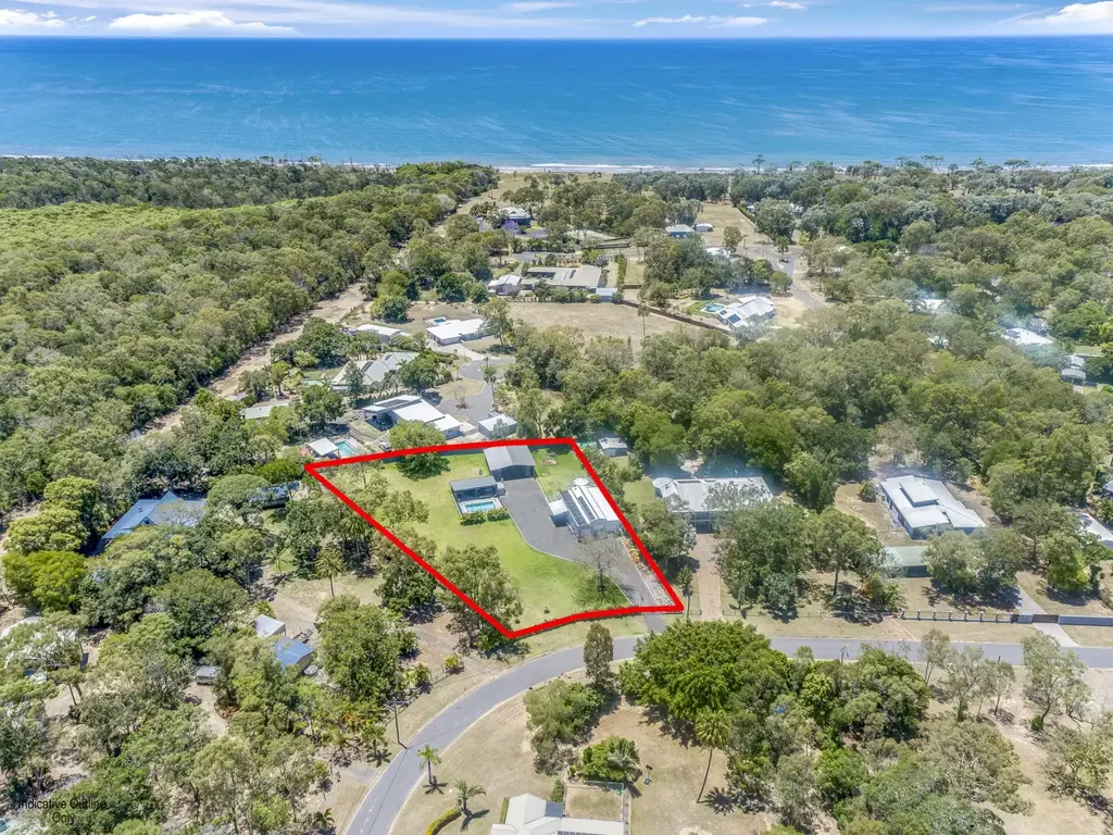 Moore Park Beach 4બેડરૂમ Dream Coastal Living in Moore Park Beach - Sheds, Pool & Landscaping Completed - Ready for New Home