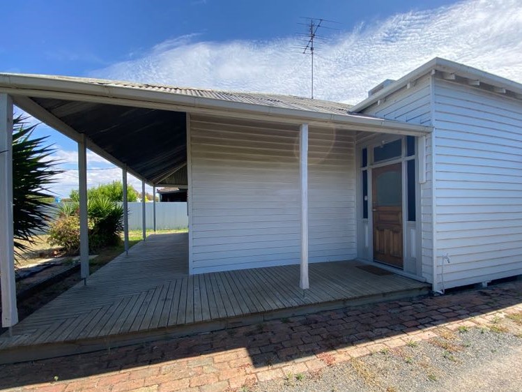 27 DEVEREUX ST, WARRACKNABEAL VIC 3393, 0 ห้องนอน, 0 ห้องน้ำ, House