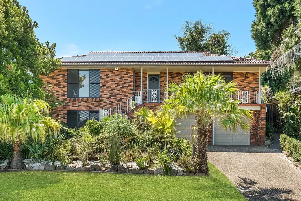 24 Woodcourt Street, Ambarvale, NSW 2560