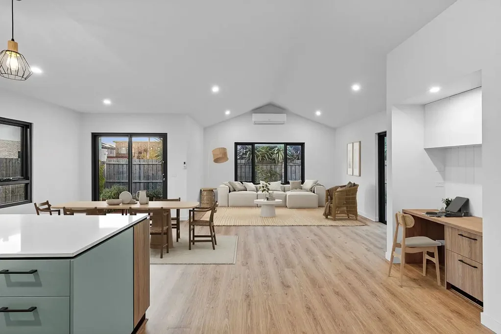 2/42 Bellarine Highway, Queenscliff, VIC 3225