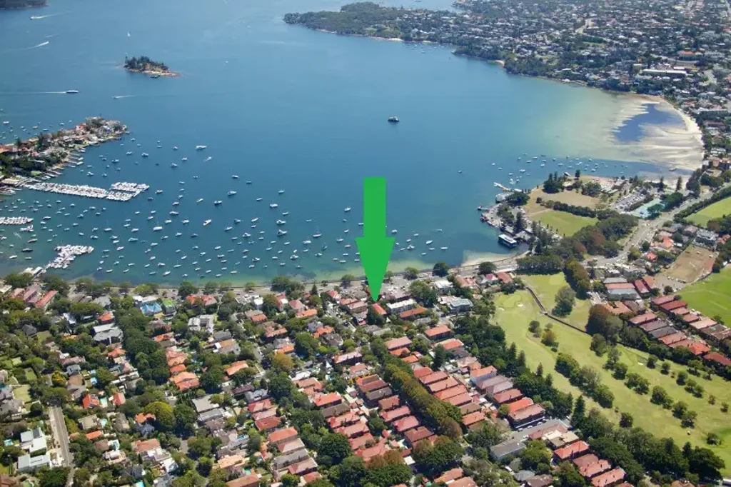 Charming Top-Floor Retreat in the Heart of Rose Bay
