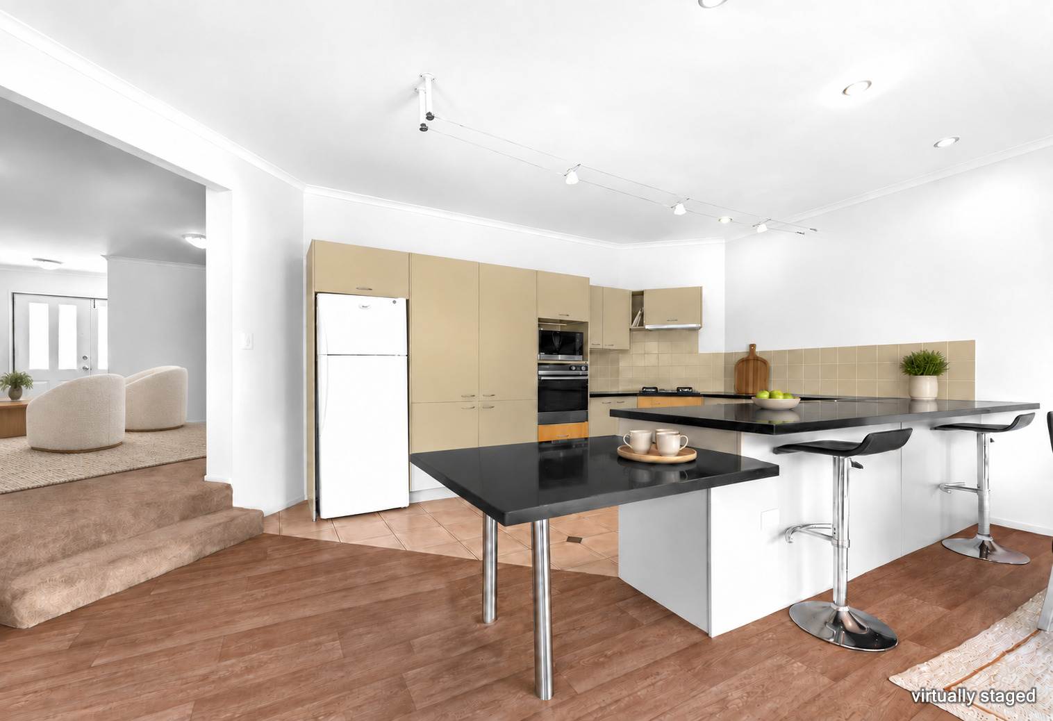 5 Springwater Vale, Unsworth Heights, photo 4