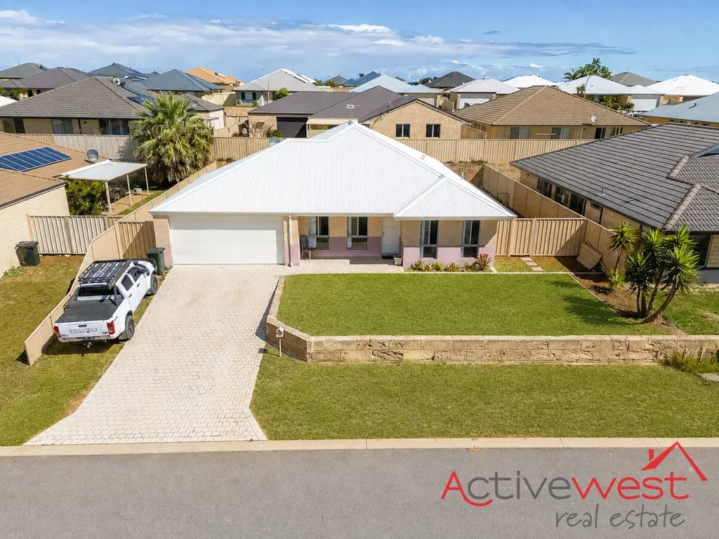 Sunset Beach 4Kwarto Family Living & Coastal Lifestyle in Sought-After Sunset Beach