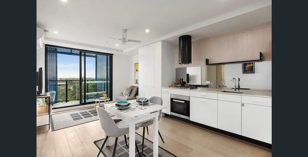 CONTEMPORARY LIVING AT ITS FINEST!