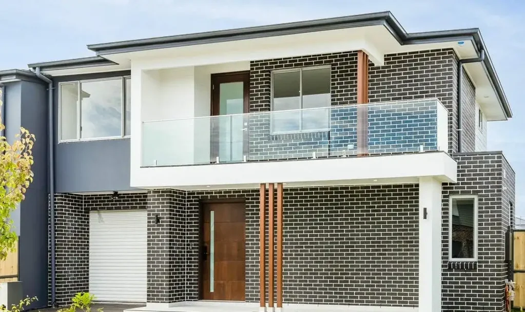 Display Home Style Family Home in Melonba – Brand New, Modern & The Complete Package