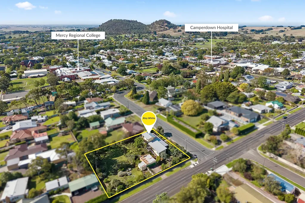 22 Dimora Avenue, Camperdown, VIC 3260