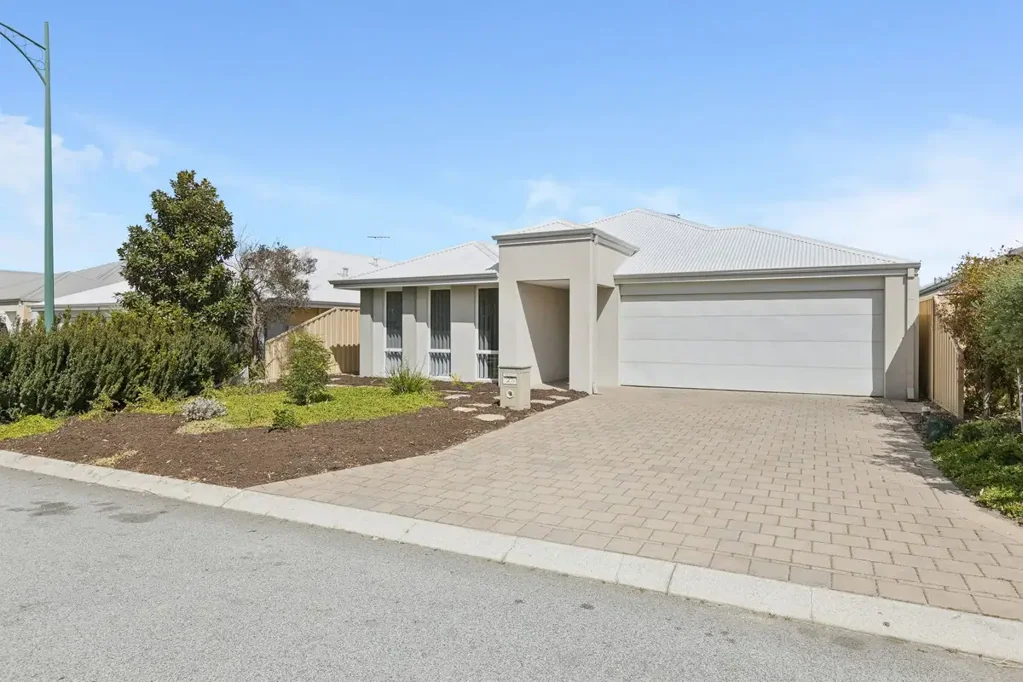 27 Roccella Loop, Ashby, WA 6065