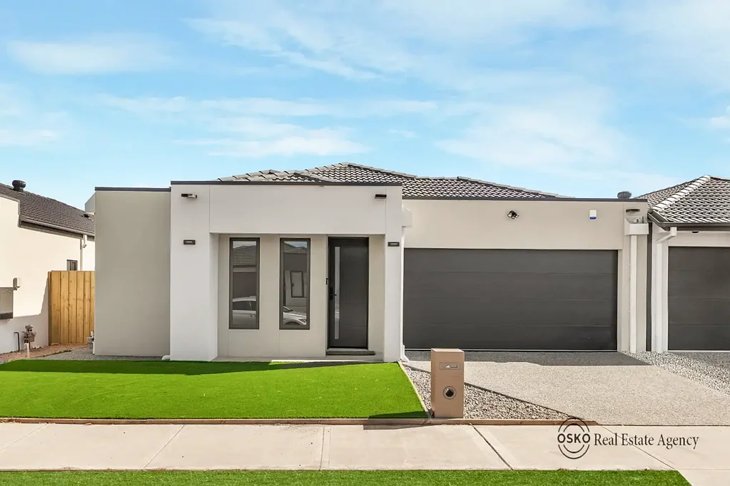 11 Granite Crescent, Fraser Rise, VIC 3336