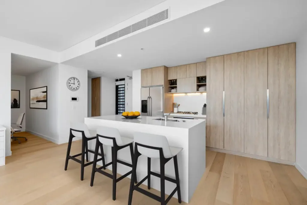 Ultimo 1બેડરૂમ BRIGHT NORTH-FACING RETREAT WITH STUDY