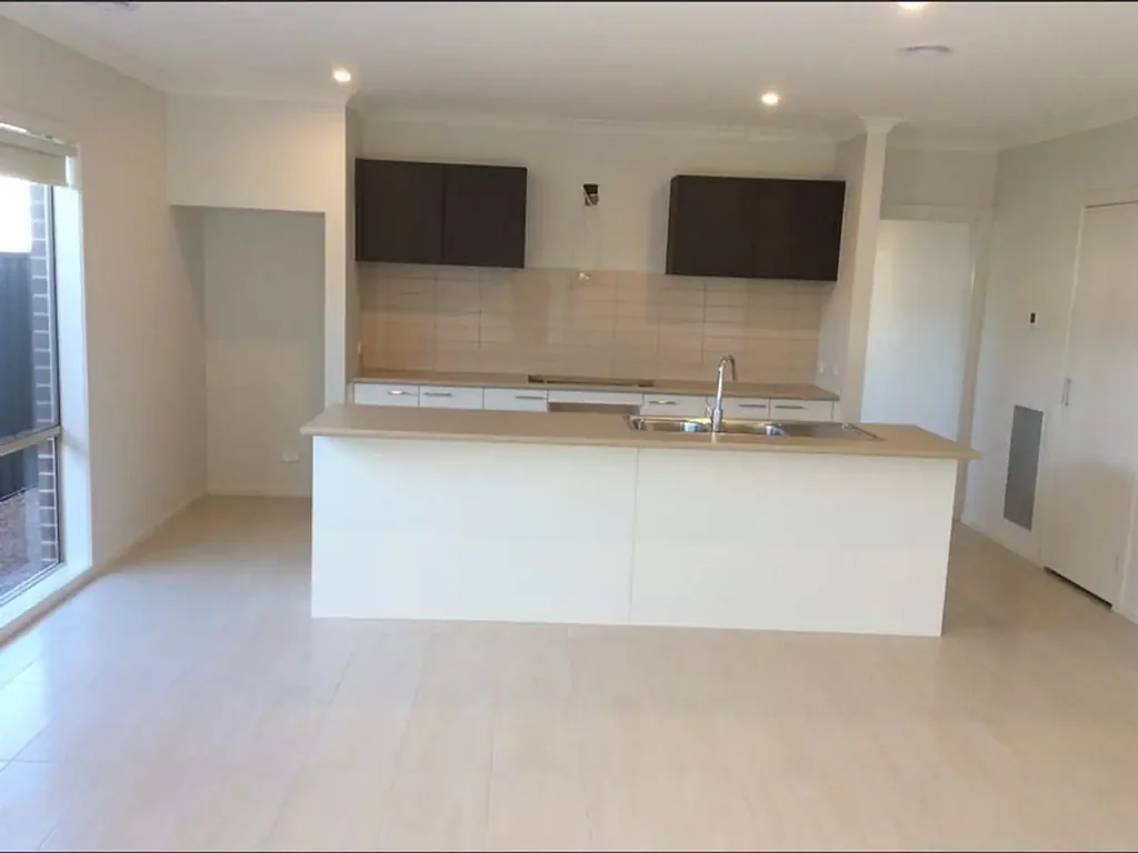 Located in a Quiet and Convenient Neighbourhood