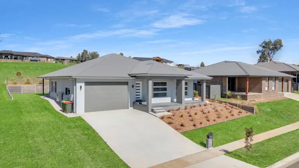Tamworth 4 Slaapkamer READY TO MOVE IN - ACT NOW, WHY BUILD??