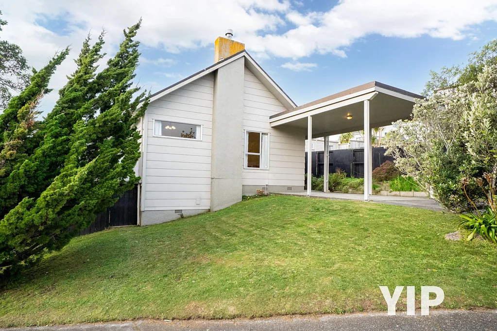 4 Curacao Place, Grenada Village, Wellington