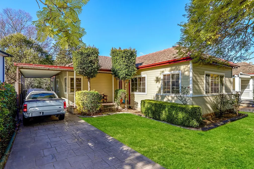 Penrith 3ਬੈੱਡਰੂਮ Rare Opportunity on Over 1,400sqm in Penrith's Prime Location