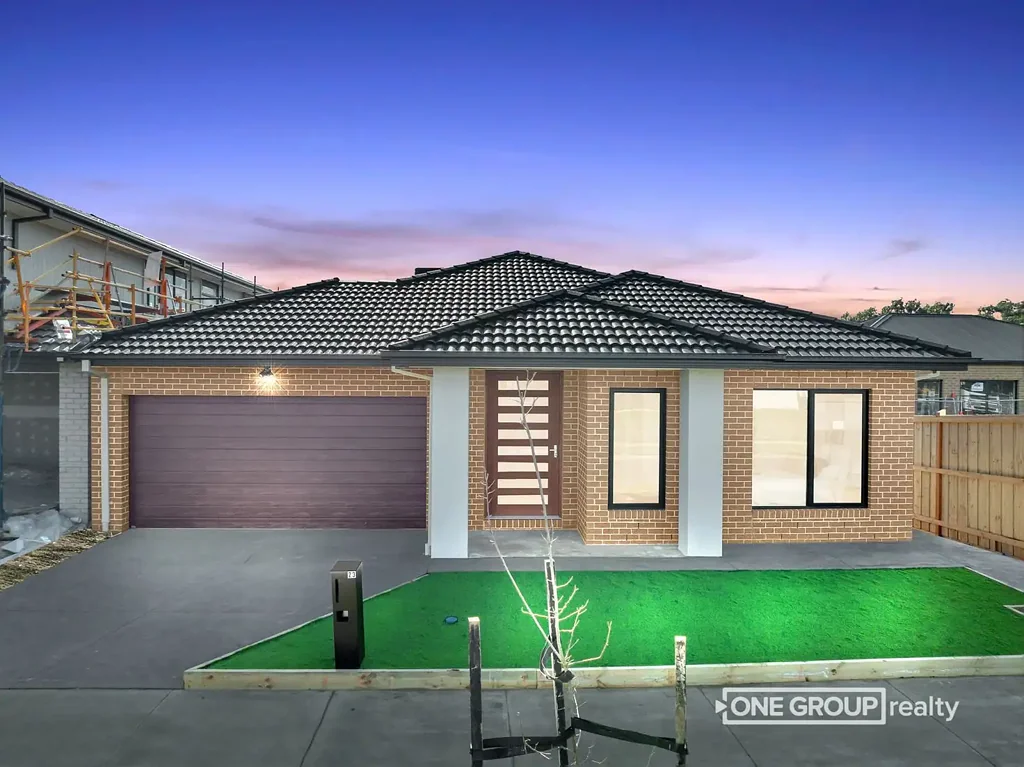 Modern Family Home in Sought-After Katalia Estate