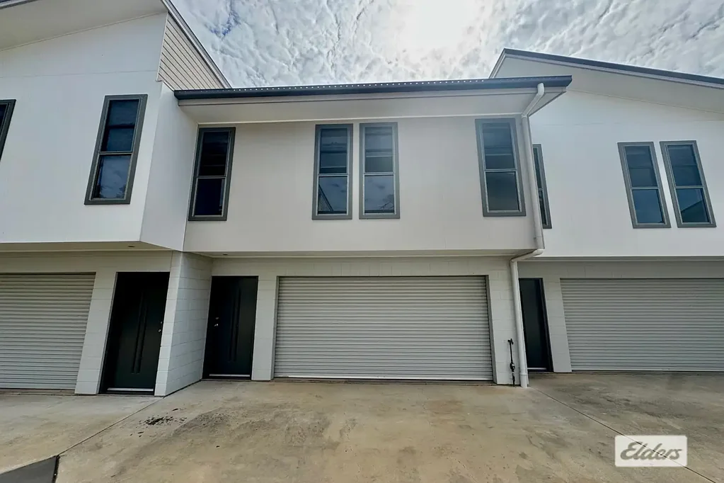 Compact and Low Maintenance Living!