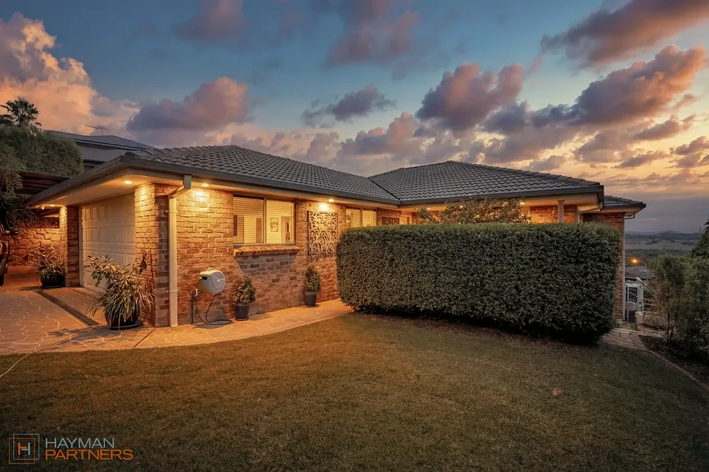 2 Sawicki Place, Gordon, ACT 2906