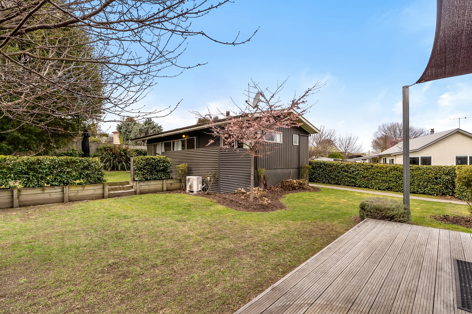 Wanaka 3ਬੈੱਡਰੂਮ A Wanaka Bolt-Hole with Development Potential