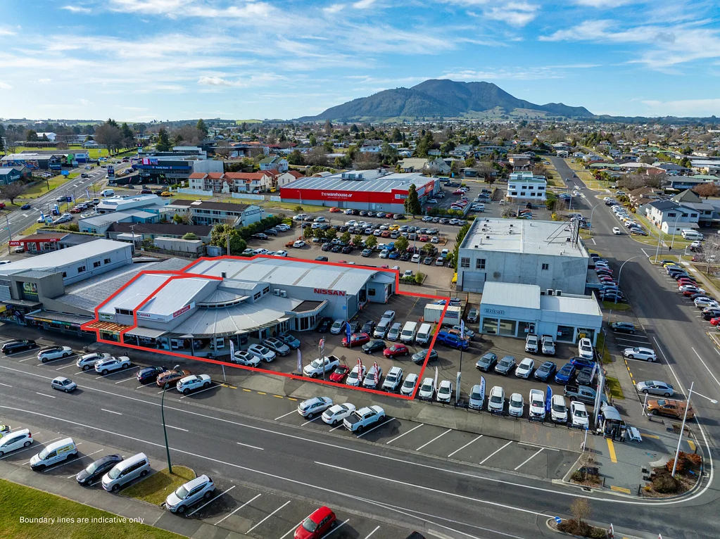 Taupo High quality showroom, workshop, offices & yard
