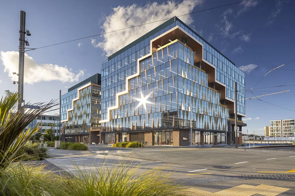 Auckland Central Brand New Wynyard Quarter Marine/Retail