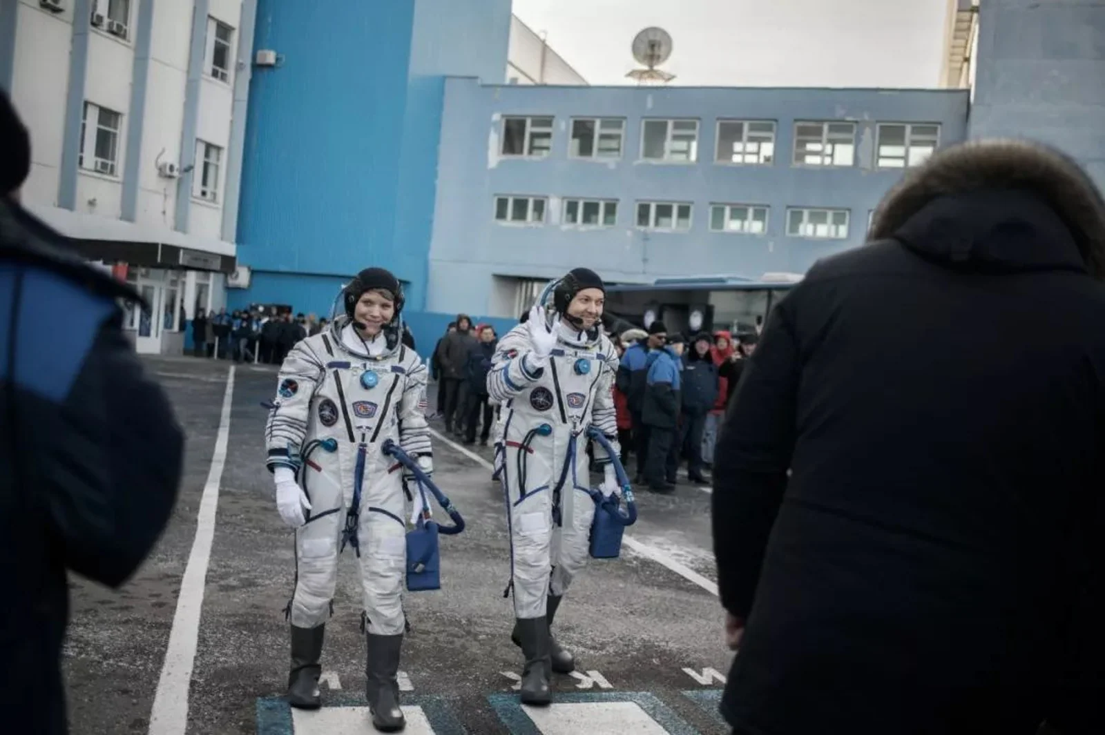 史上首例太空犯罪?NASA宇航员入侵美国空军情报员银行账号!天外黑客谁来执法?