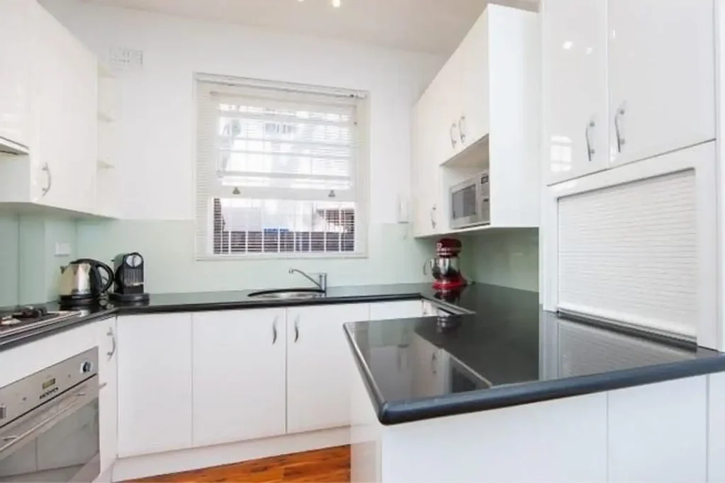 Art-Deco Two Bedroom Apartment