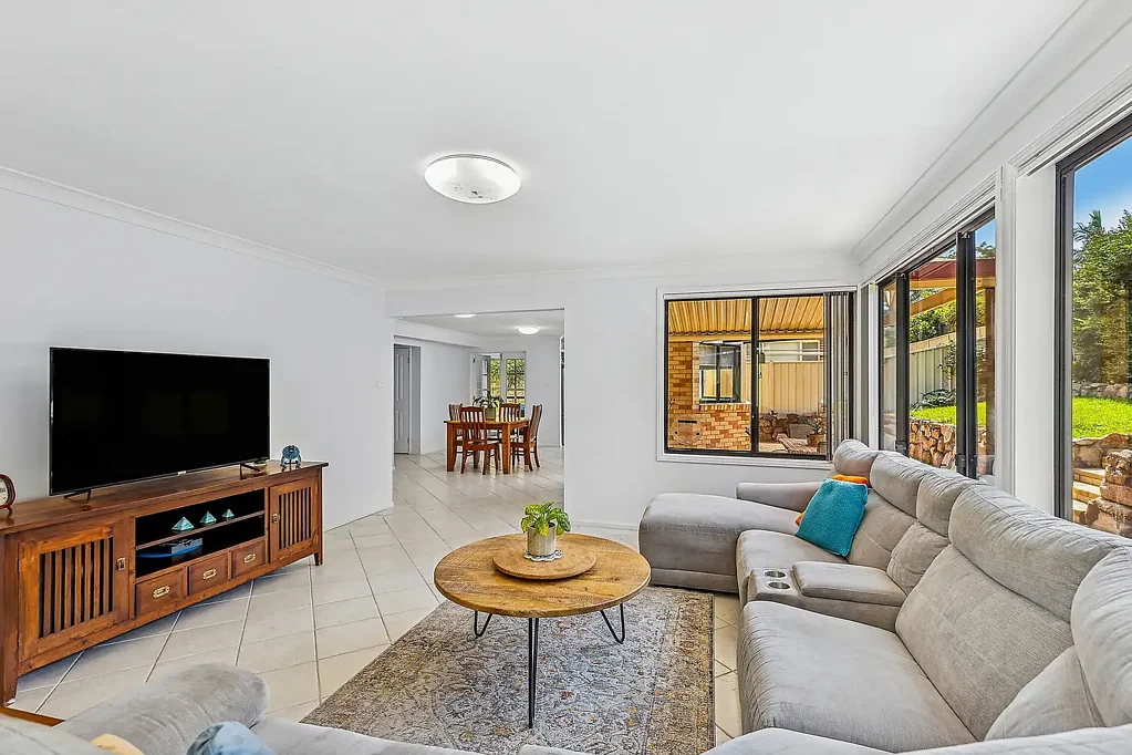 32 Meadow Road, Springfield, NSW 2250