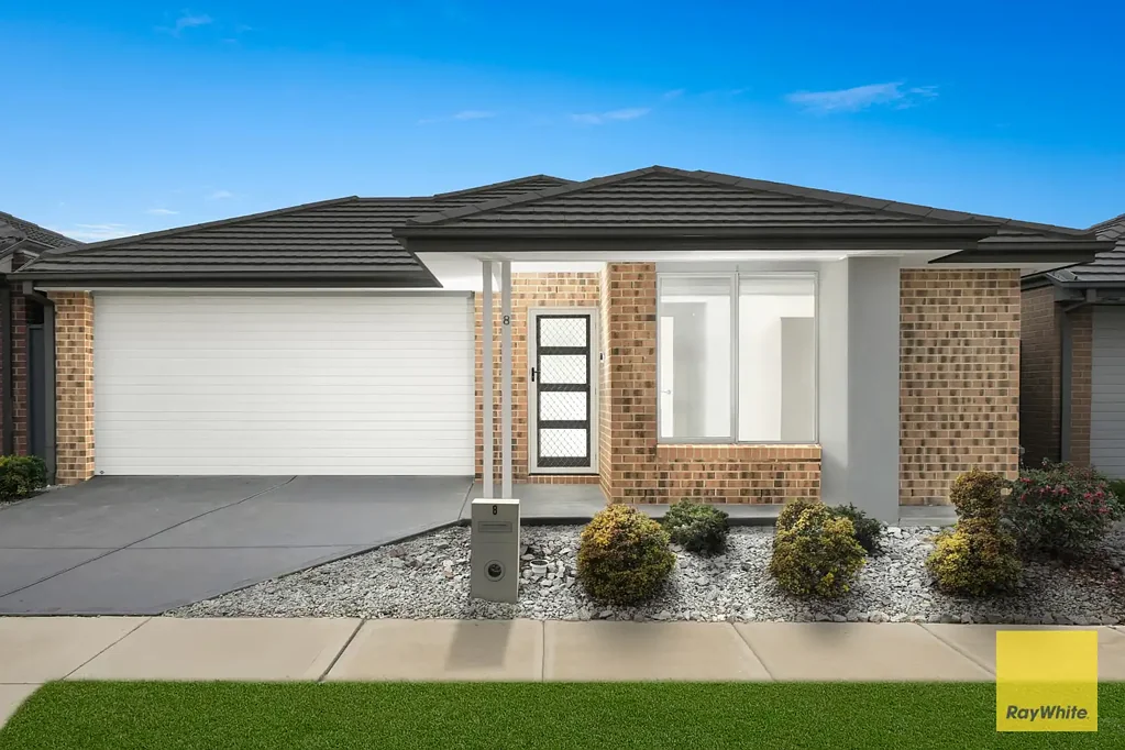8 Chromite Circuit, Weir Views, VIC 3338