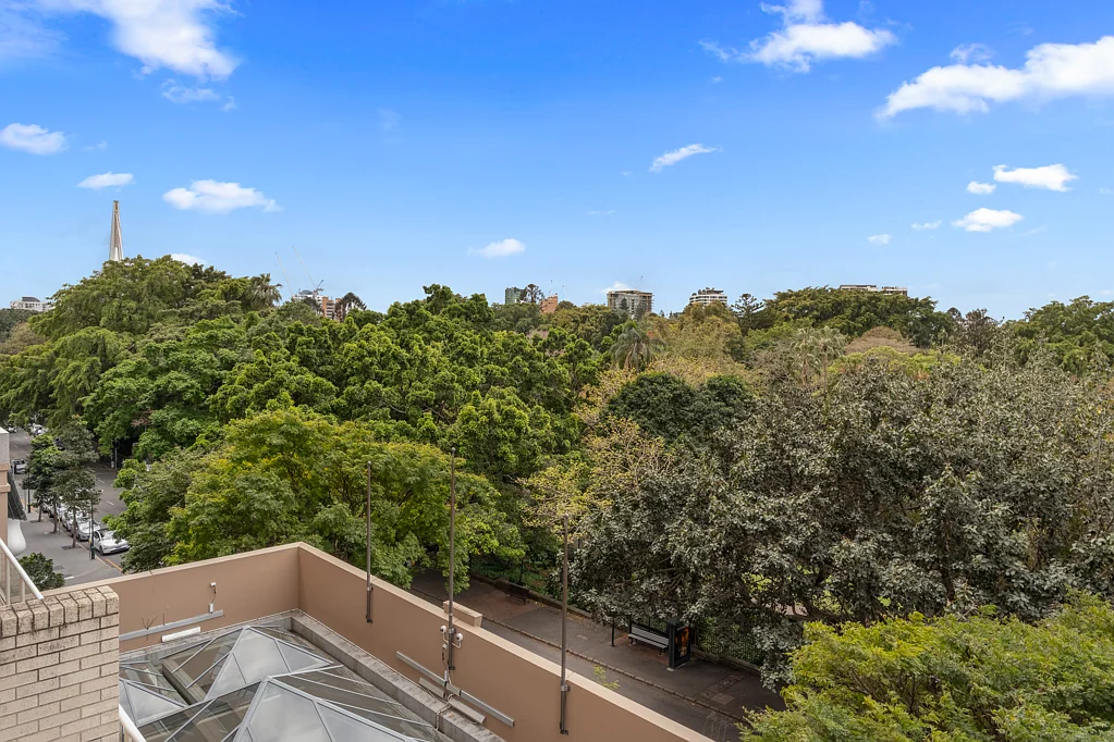 Brisbane City 1कमरा Uninterrupted Botanical Gardens Views - Vacant and Ready to Move-In!