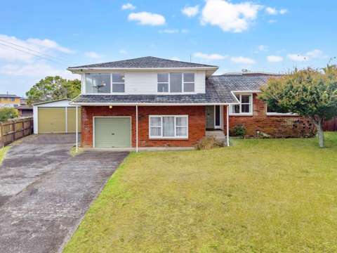 Blockhouse Bay 4房  Develop or Renovate? You choose