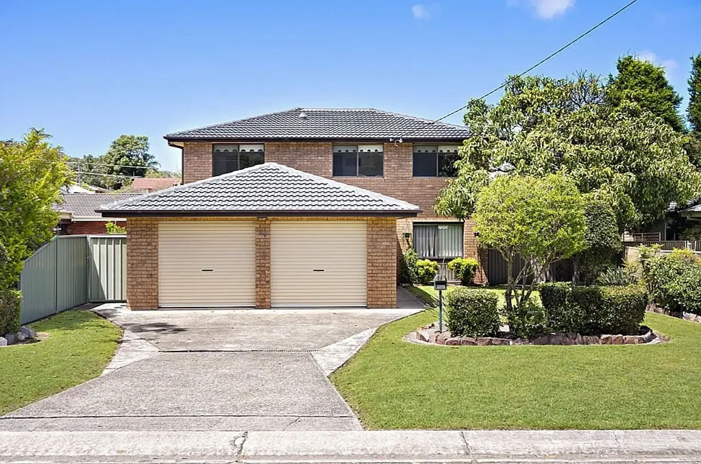 Nelson Bay 4Moenga FANTASTIC FAMILY HOME IN CENTRAL LOCATION
