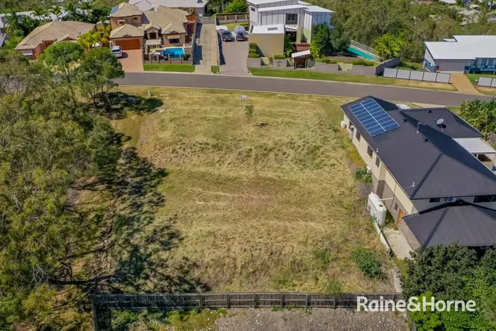 9 Dolphin Terrace, South Gladstone, QLD 4680